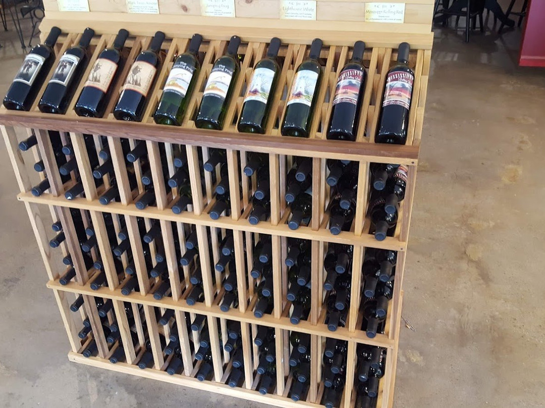 Cave Hollow West Winery-汉尼拔必去景点