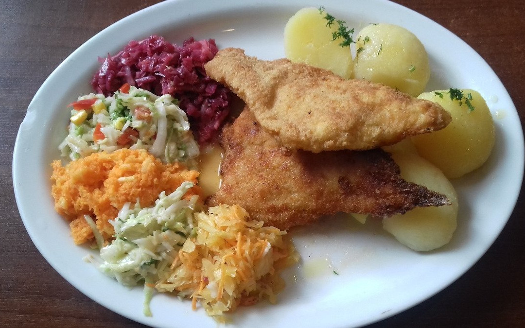 Czarny Dunajec餐馆和美食-Bar Zajezdnia