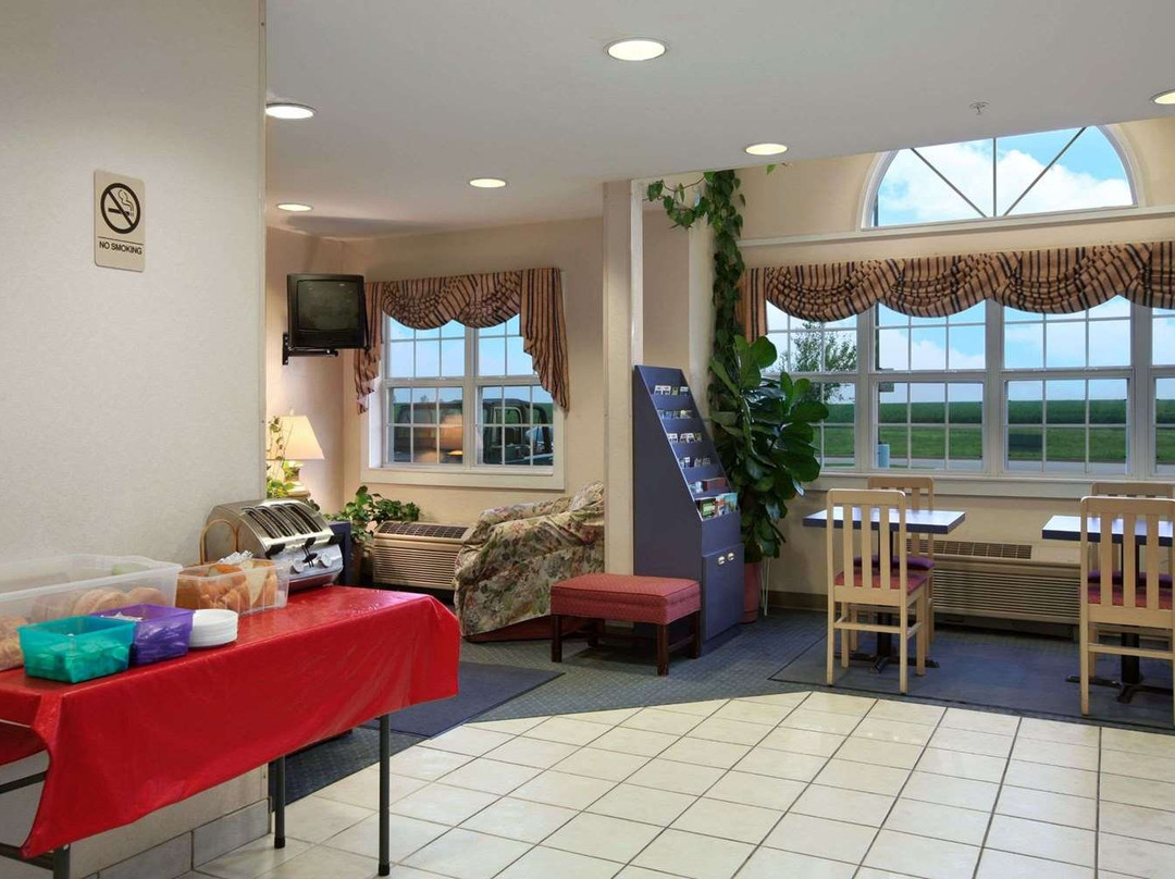 Microtel Inn by Wyndham Champaign主图