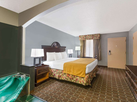 提曼斯康奈莫比尔温德姆呗盟酒店主图