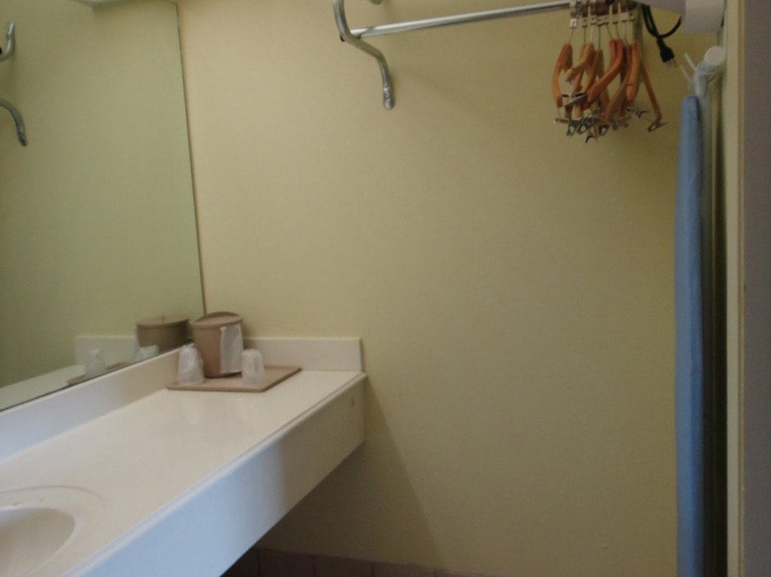 Red River Inn Alexandria主图