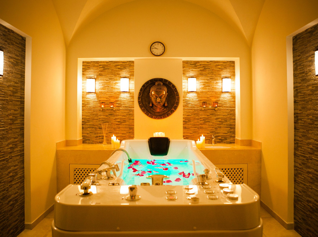 Aquaterra Sense-基希讷乌必去景点