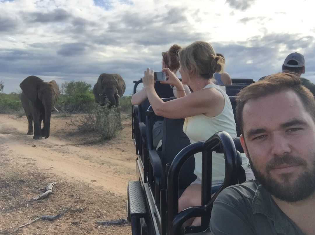 Buya Buya Travel & Tours-霍德斯普鲁特必去景点