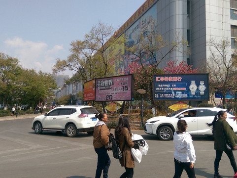 螺蛳湾国际商贸城景区-昆明市必去景点