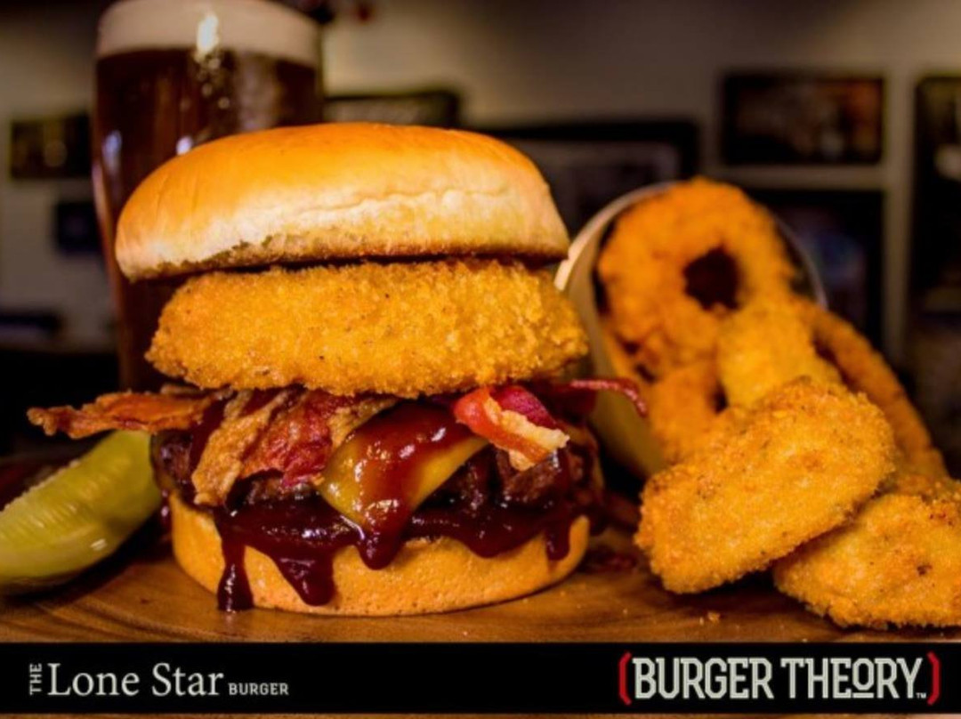 Holiday Inn & Suites Decatur-Forsyth By IHG主图