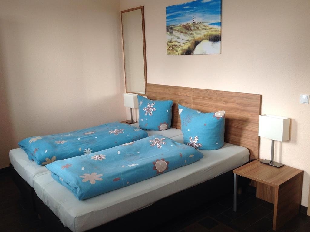 Pension an der Werft-官方