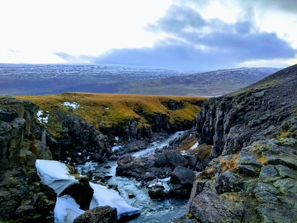 Hengifoss Waterfall-Hallormsstadur必去景点