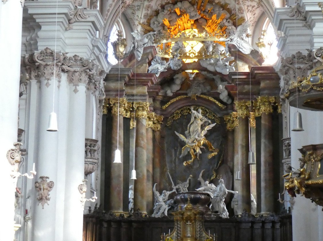 Benediktinerabtei Braunau in Rohr-Rohr必去景点