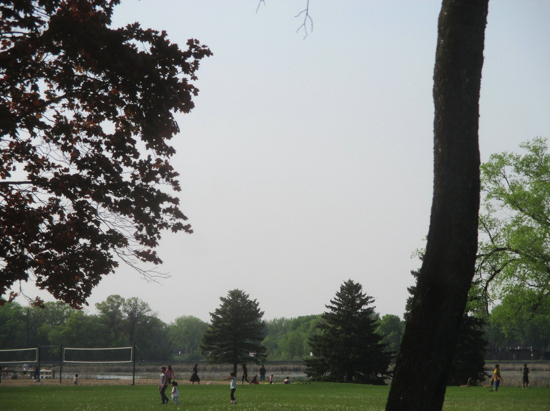 Moore Lake Park and Beach景点图片