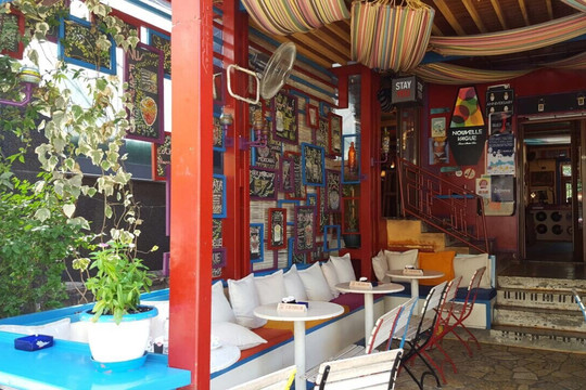 Nouvelle Vague Tirana