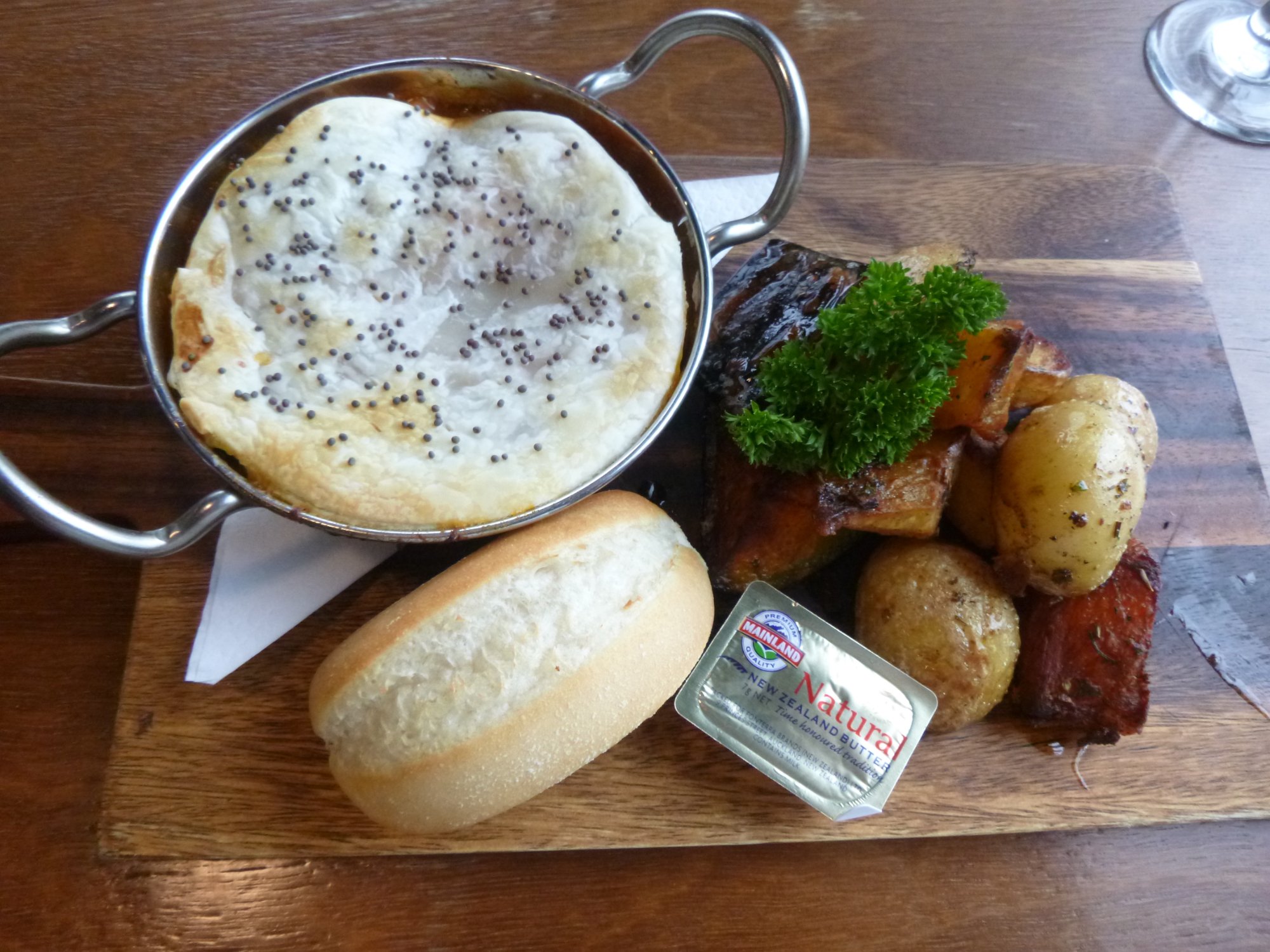 Darfield Hotel-餐饮