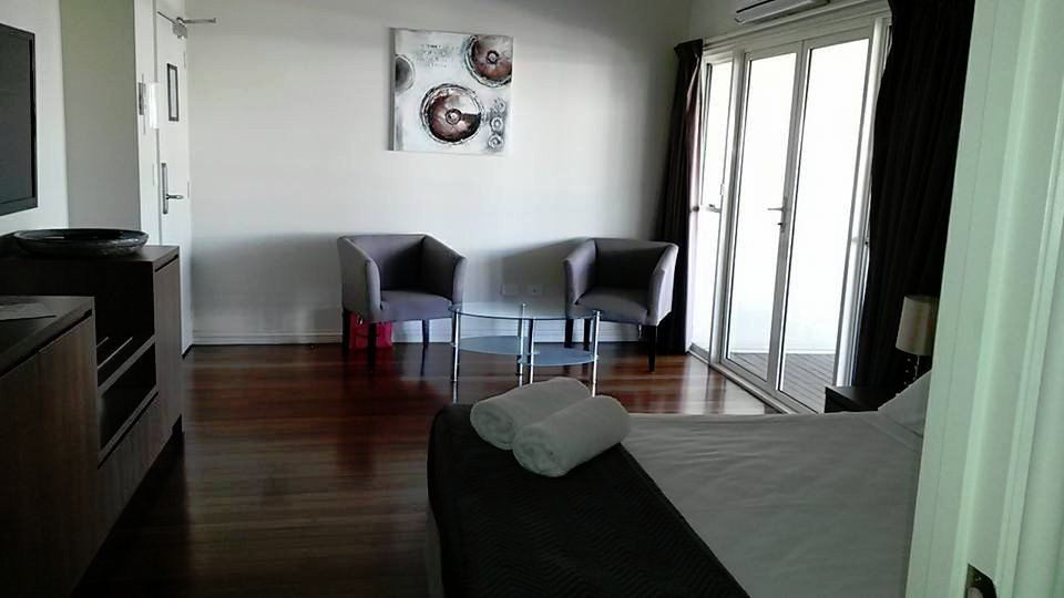 Australian Hotel Motel主图