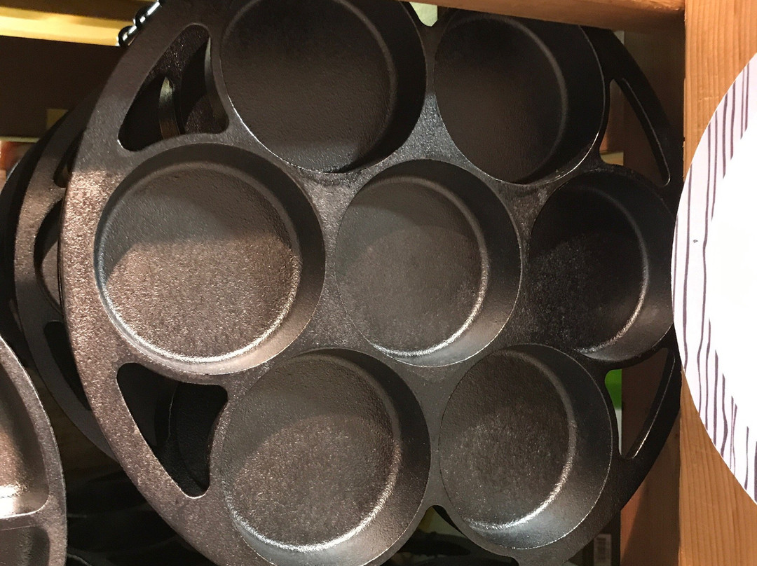 Lodge Cast Iron Factory Store - Pigeon Forge-皮金福奇必去景点