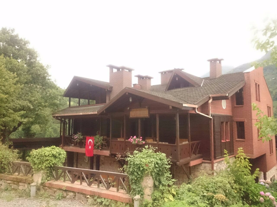 Tema Macahel Konuk Evi