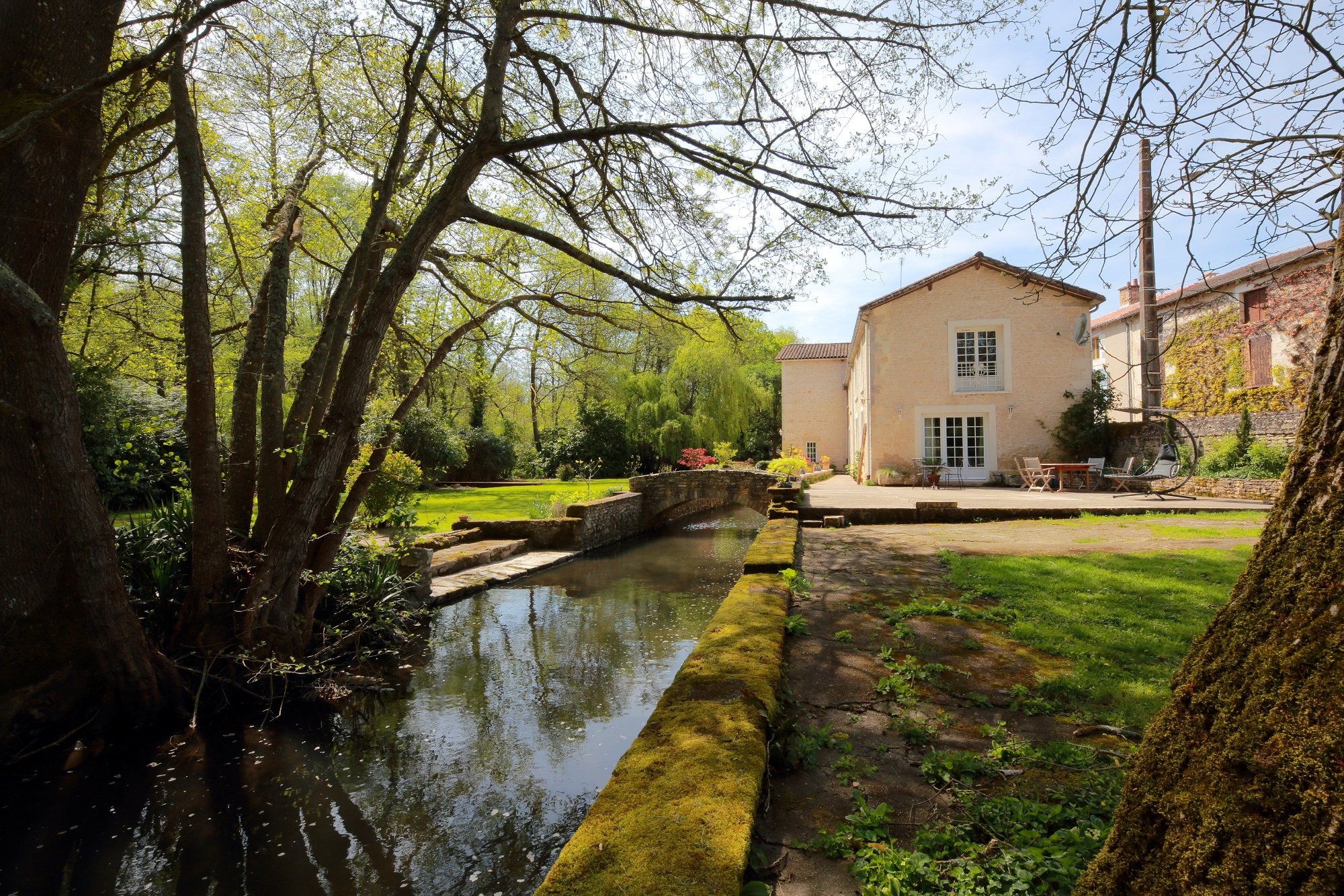 Le Moulin de Nanteuil-官方
