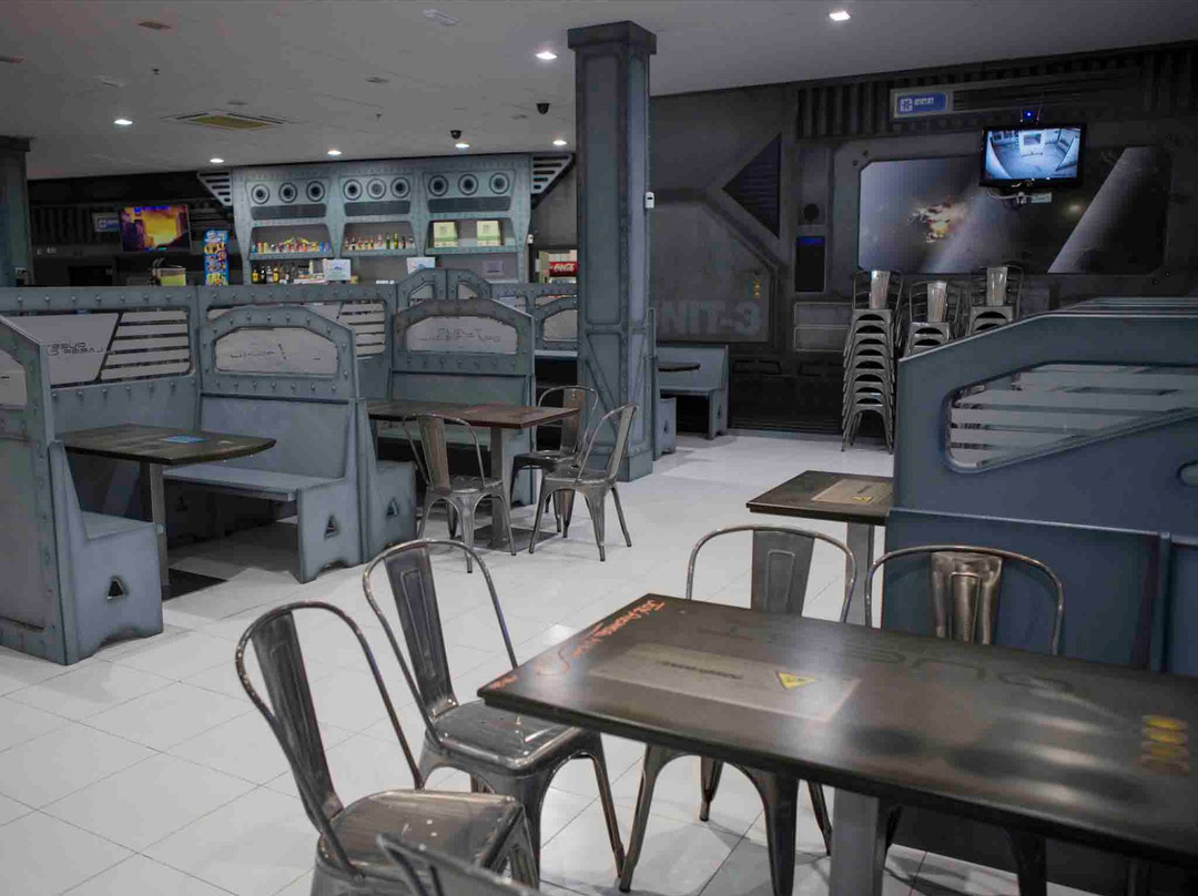Quest Laser Cafe景点图片