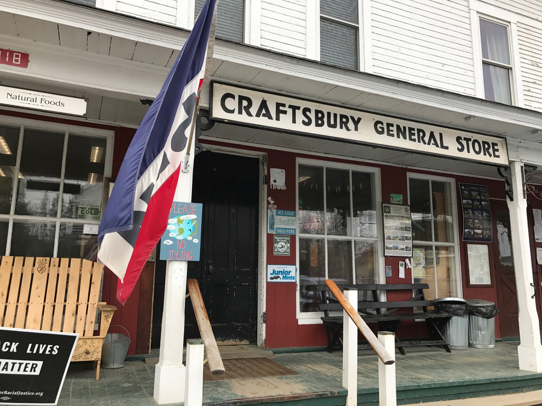 Shaw's General Store-斯托必去景点