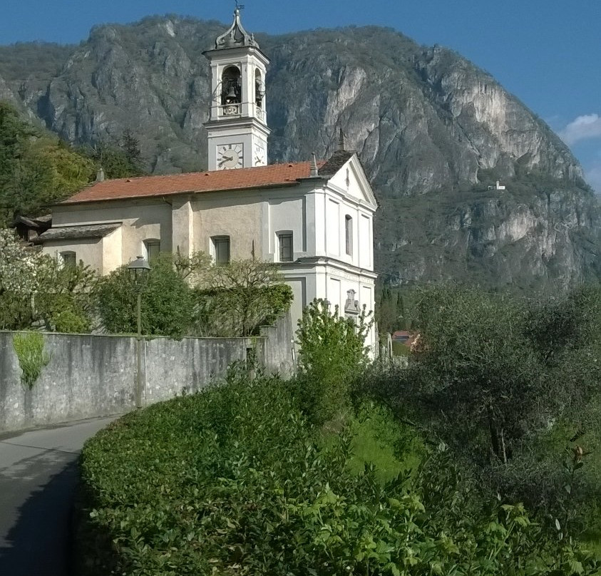 卡代纳比亚旅游景点-Parrocchia SS Nabore e Felice