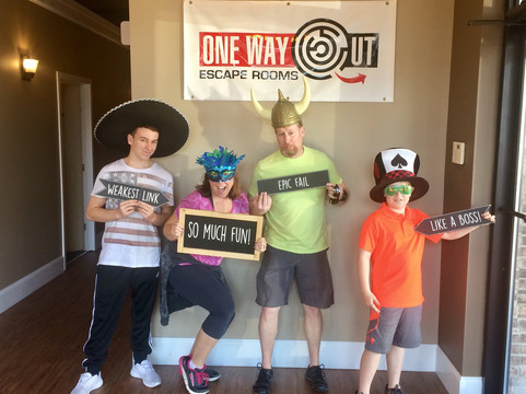 One Way Out Lynchburg Va Escape Room-林奇堡必去景点