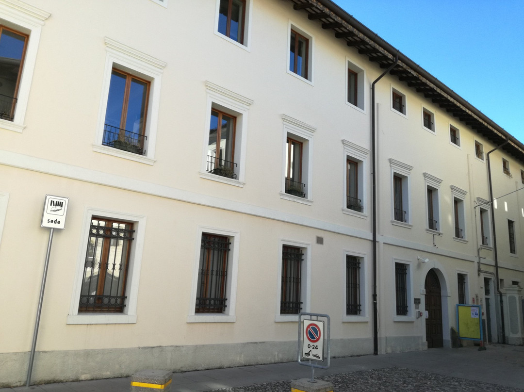Biblioteca Civica "Bernardino Partenio"景点图片