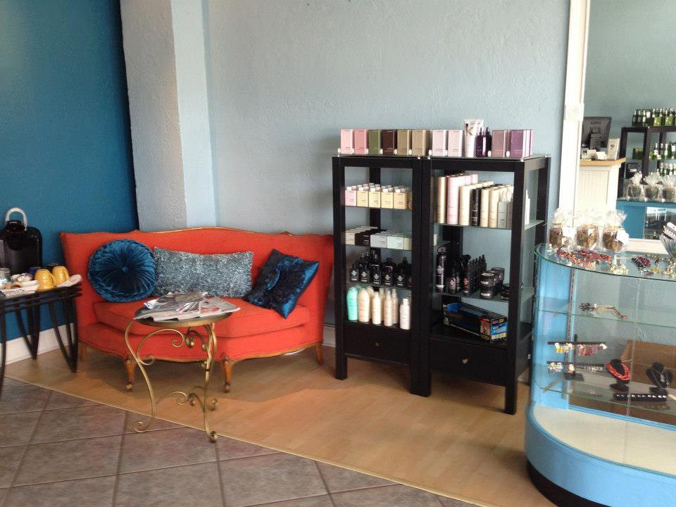 Intuition Salon & Spa-圣彼德斯堡必去景点