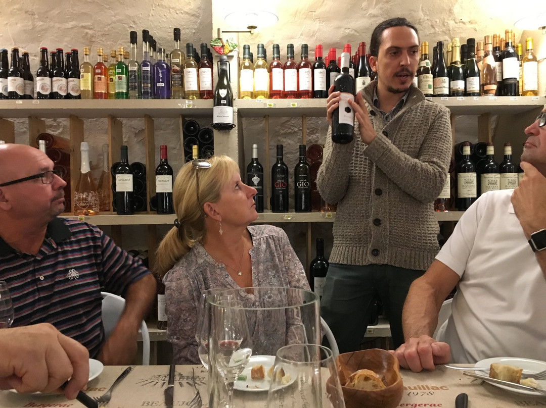 La Petite Cave de Saint Paul-圣保罗必去景点