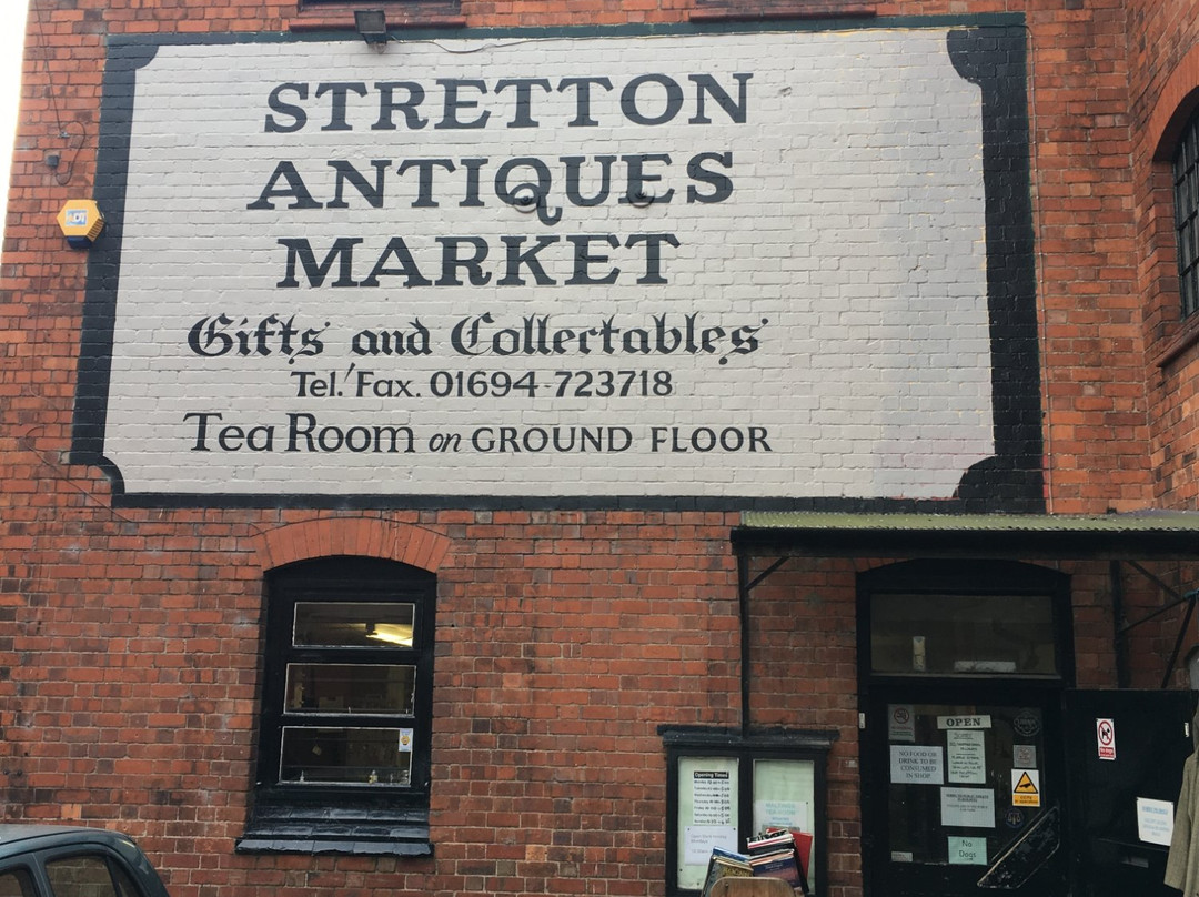Stretton Antiques Market景点图片