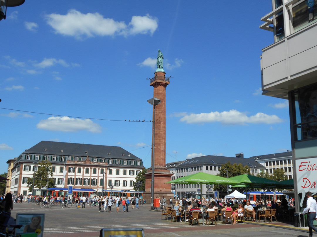 Luisenplatz景点图片