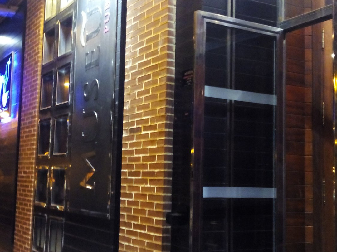 Lardero旅游景点-Museum Pub & Cafe