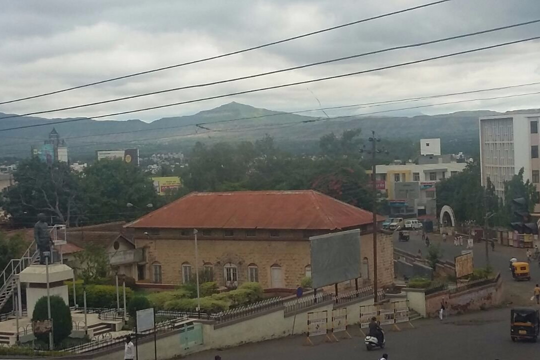 Koregaon酒店住宿-Rajathadri Hotel