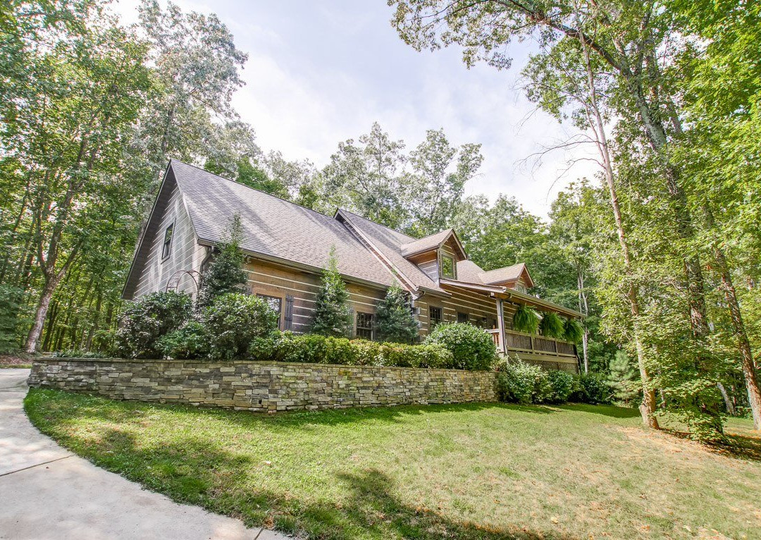 The Lodge at Antler Ridge