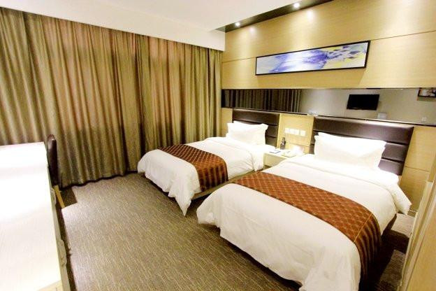 青岛机场辅特戴斯酒店主图