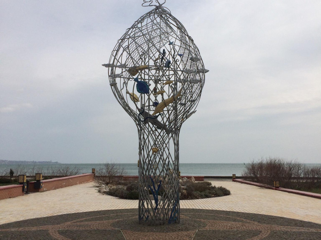 Monument to the Fish