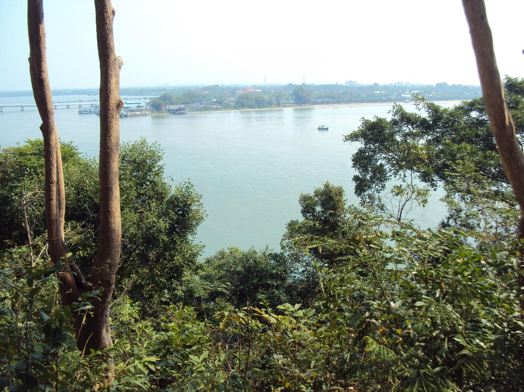 Chalerm Burapha Chonlathit-尖竹汶必去景点