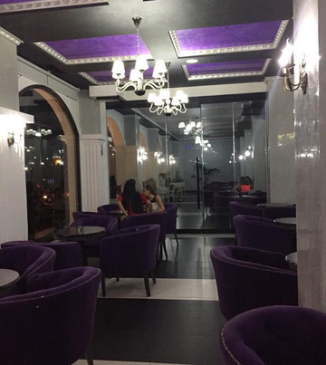 Solomon Vip Bar-地拉那必去景点