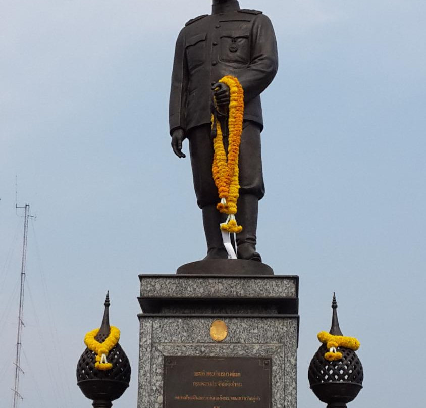 Krom Luang Prachaksinlapakhom Monument景点图片