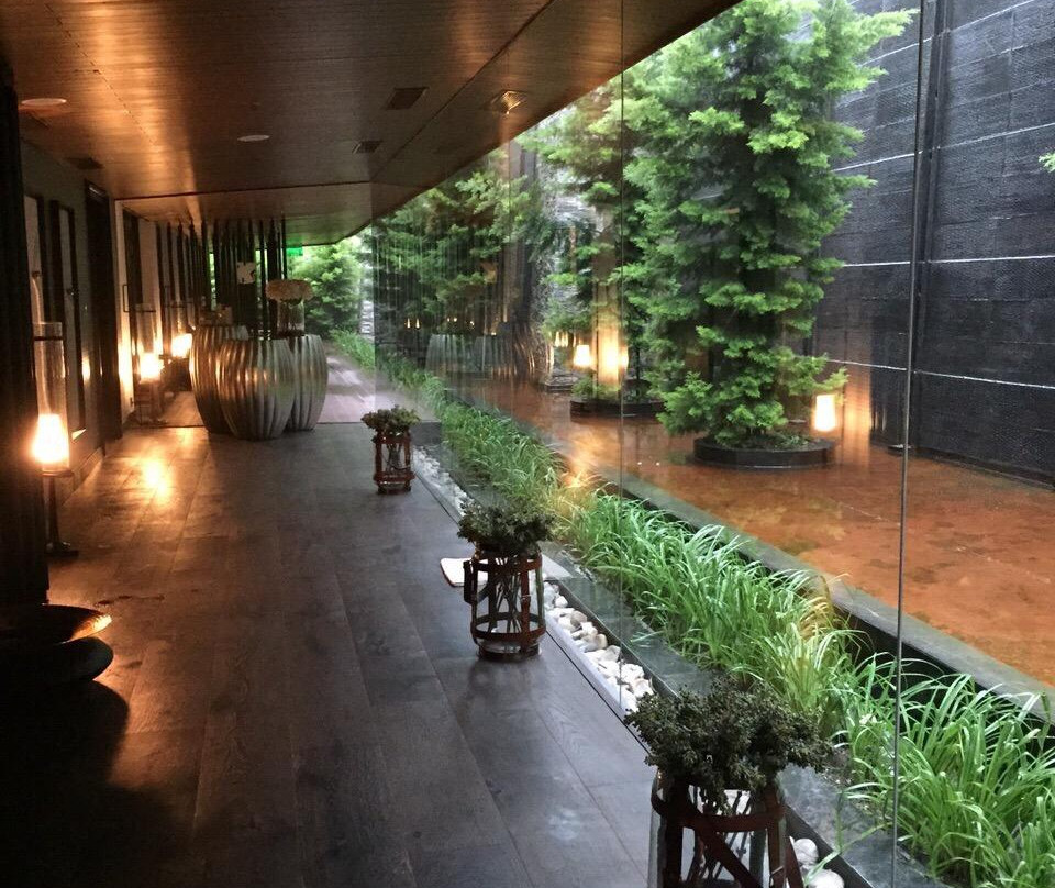 Cedar Spa by L'OCCITANE景点图片