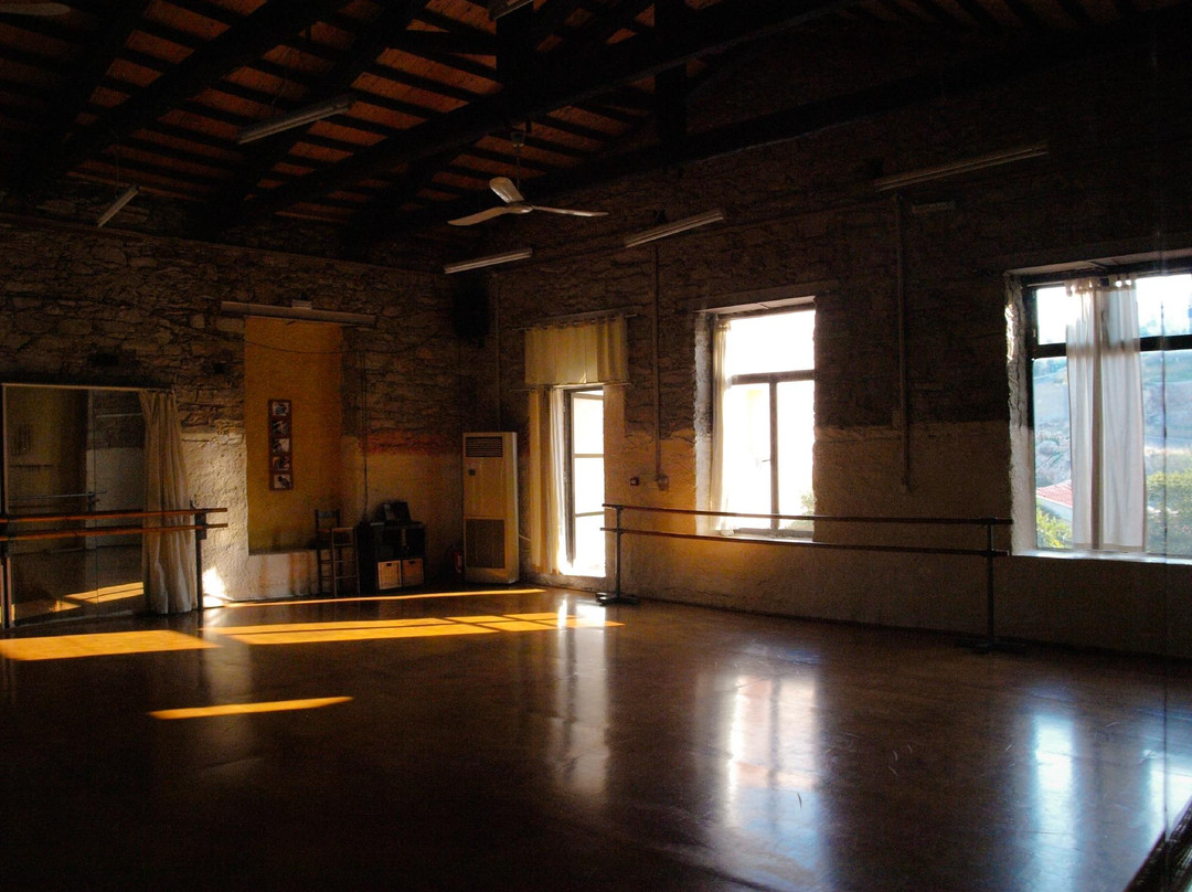 Akropoditi Dance Centre景点图片