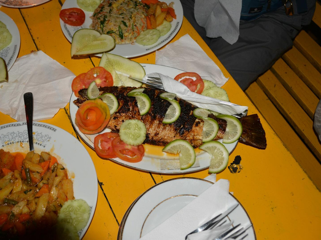 Sea Lamp Beach Cafe