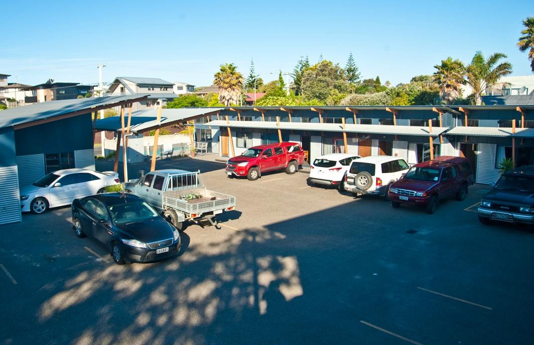 Beach House Motel主图