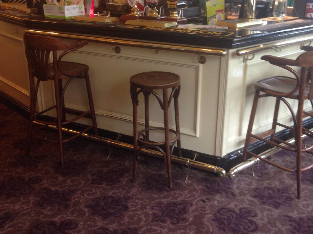 The Queens Hotel