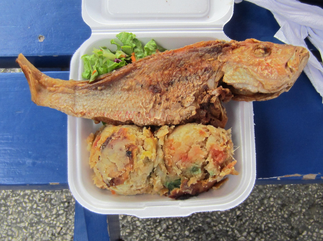 Bathsheba餐馆和美食-Bay Tavern