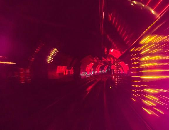 上海外滩观光隧道-上海市必去景点