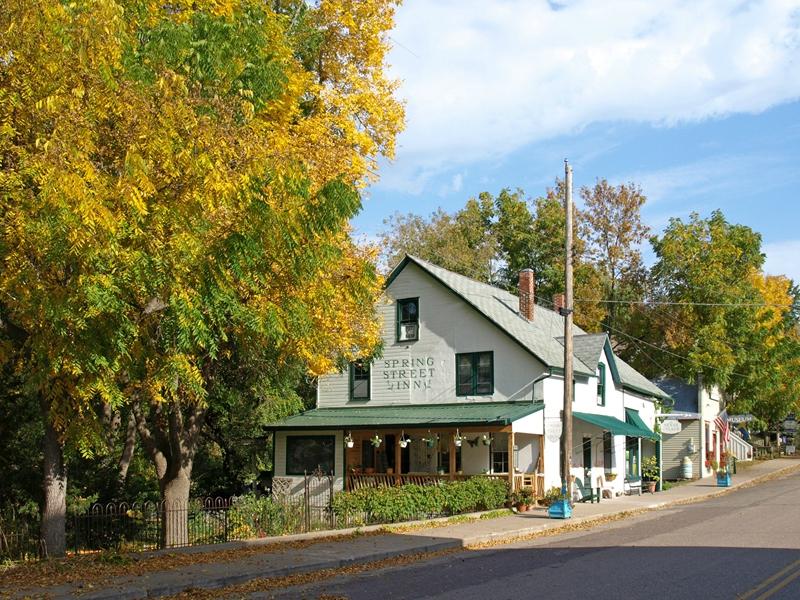 Spring Street Inn-官方