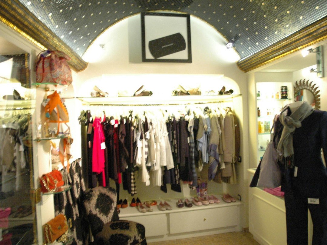 Boutique Carla景点图片