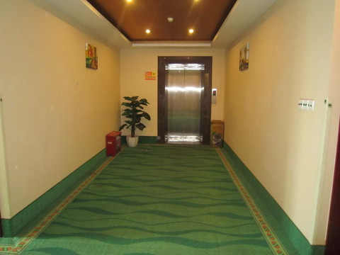 格林豪泰酒店(南京火车站钟阜路地铁站店)主图