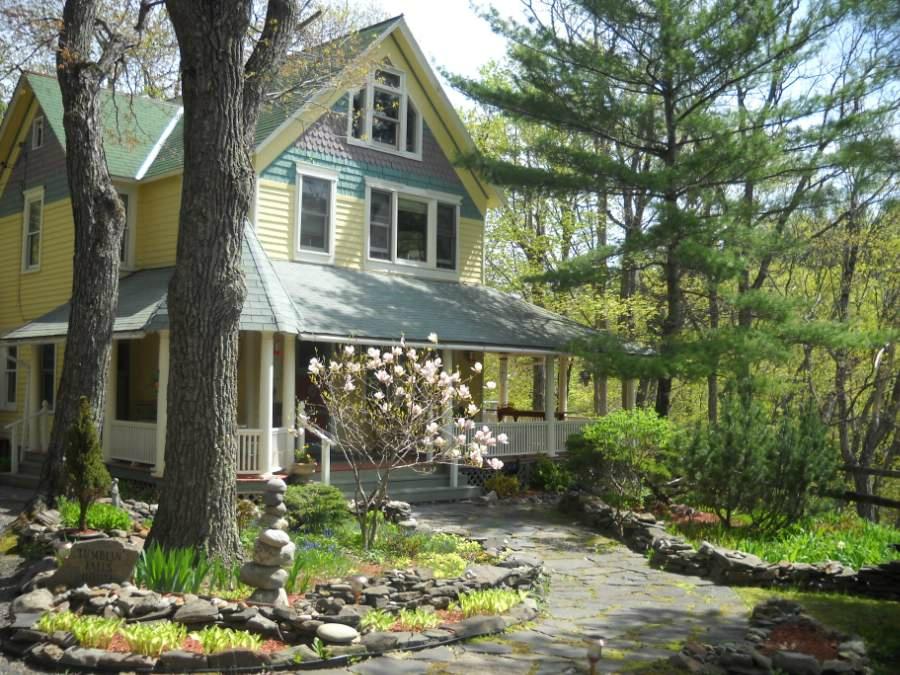 Tumblin' Falls B&B-官方
