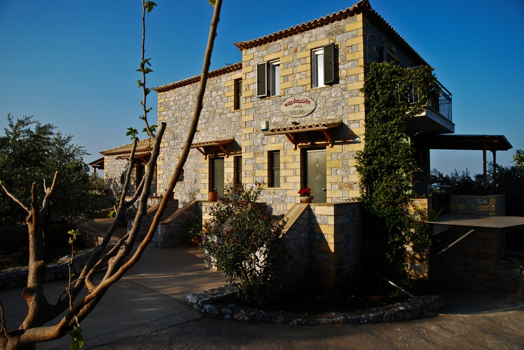 Kardamili Villas