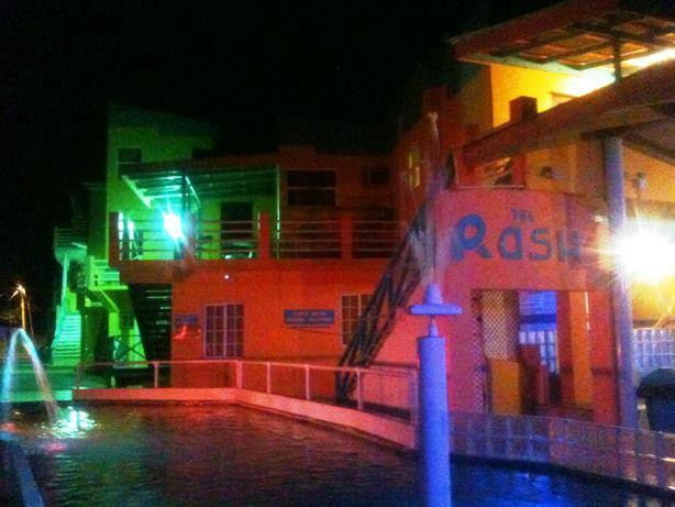 Splash By RASH Beachfront Resort