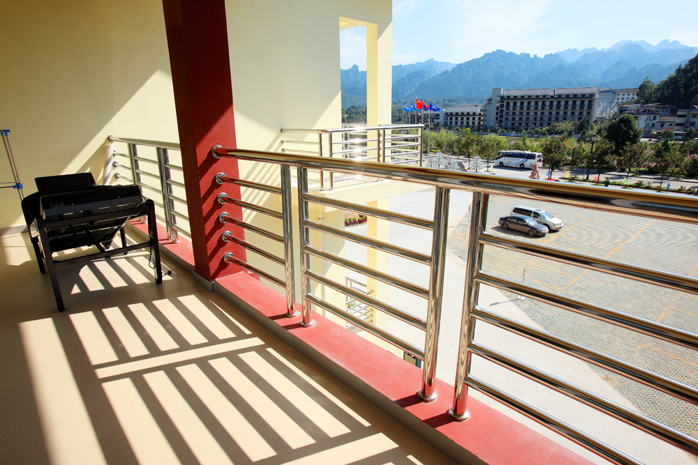 张家界国宾酒店主图